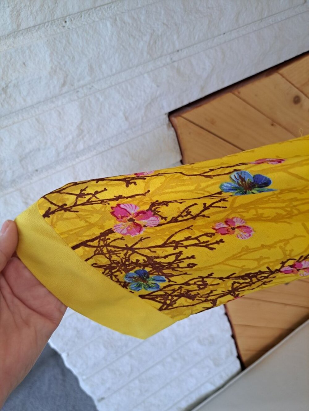 VtgThu Silk Yellow Floral Kimono Robe Belt Chiffon Womens One Size Fits Most - Picture 2 of 8